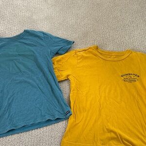 Quiksilver Kids' Blue and Gold Tees